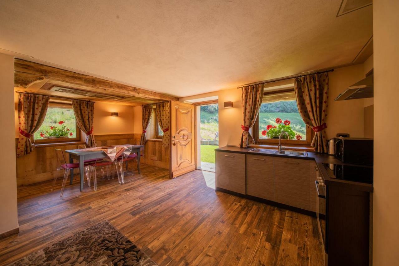 Casa Vacanze Petit Haury - Alloggi Ad Uso Turistico Vda Arvier N 0039 E N 0040 - Екстериор снимка